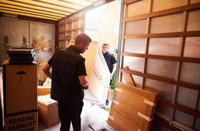 Vide Maison chargement dun camion intervention rapide aix en provence 1024x675 1